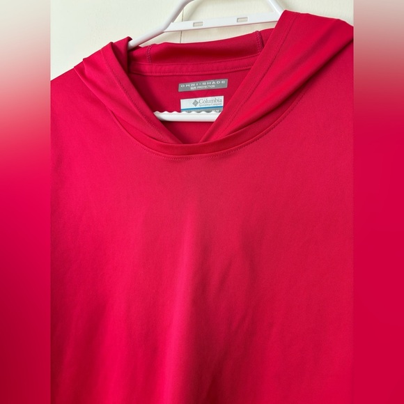 🎉4/30$🎉 Columbia Pink Long Sleeve with Hood – Size M ✨ - Picture 2 of 6
